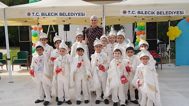 14 çocuk toplu sünnet töreniyle erkekliğe adım attı