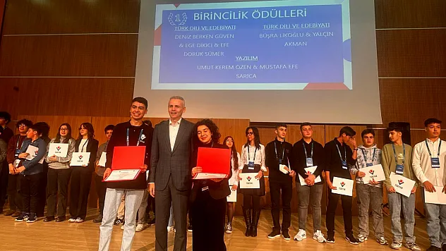 22 Bin Proje Arasından Derece Almayı Başardılar