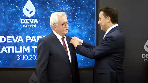 Mümtaz Akıncı DEVA’ya katıldı