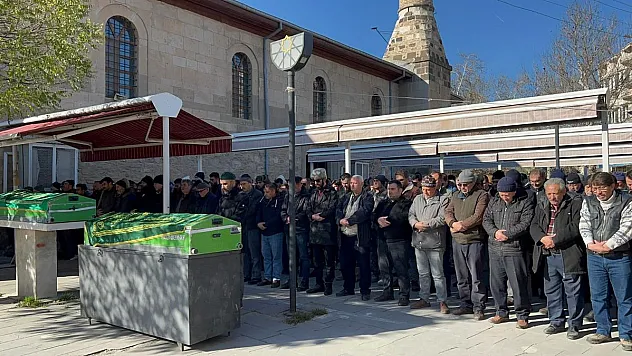Dövülerek öldürülen kafe işletmecisi toprağa verildi