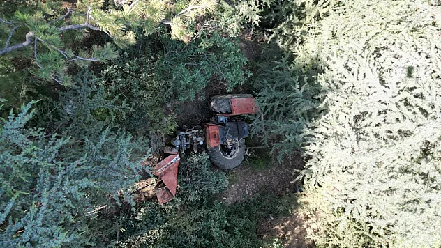 30 Metrelik Uçuruma Yuvarlanan Traktörden Sağ Çıktılar