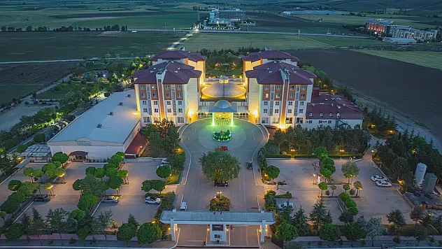 36 Bin TL Ödediler, Aç Yattılar! Afyon'daki Termal Tatil Kabusa Döndü