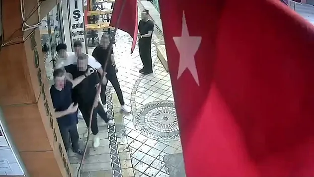 4 Kişilik Grup Dehşet Saçtı