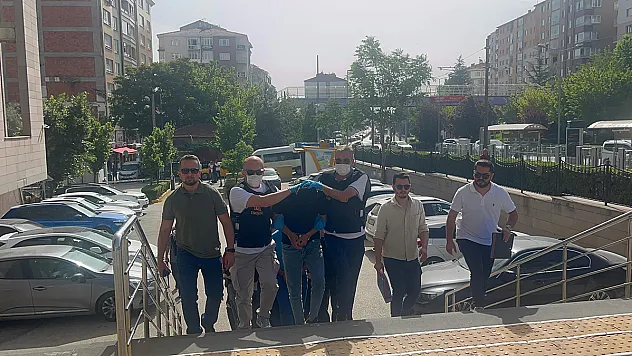 5 Milyon TL Dolandıran Şüpheliler Yakalandı