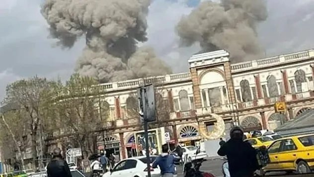 ABD ve İsrail İran'ı Vuruyor, İran Füzelerle Misilleme Yapıyor