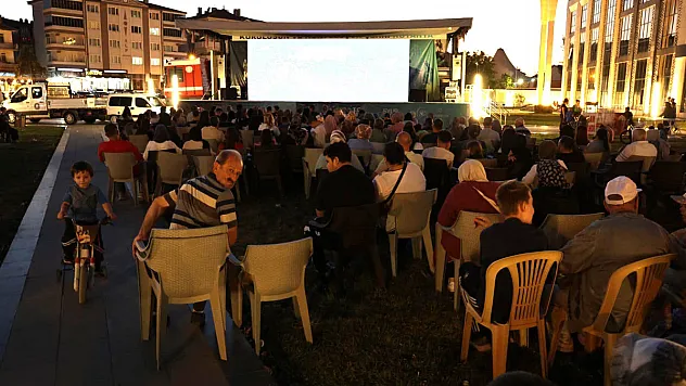 Açık Havada Sinema Keyfi