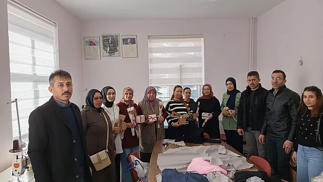 ADEM'de Çalışan Kadınlara MHP'den Sürpriz