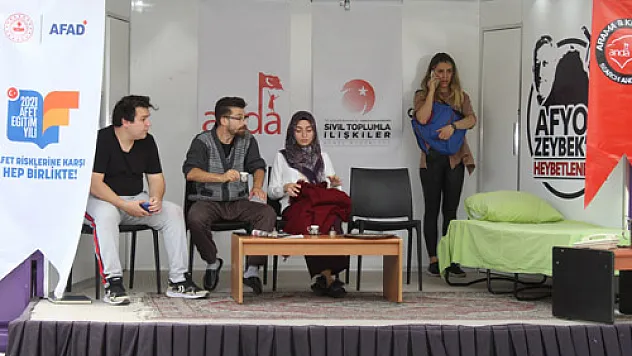 Afet bilinci tiyatroyla anlatılıyor