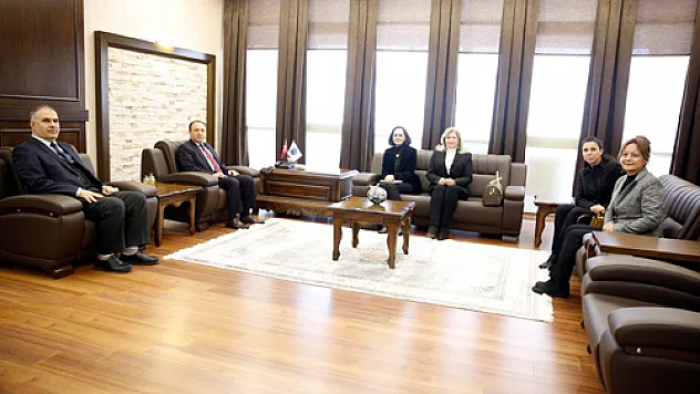 AFİKAD üyelerinden Rektör Karakaş'a ziyaret