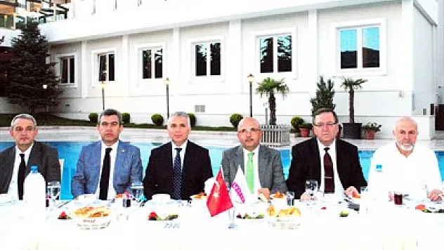 AFSİAD iftarda buluşturdu – Kocatepe Gazetesi