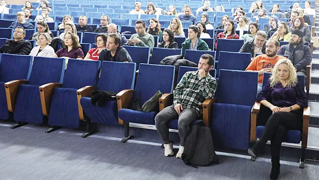 AFSÜ'de dijital dönüşümle yetkinlik artacak