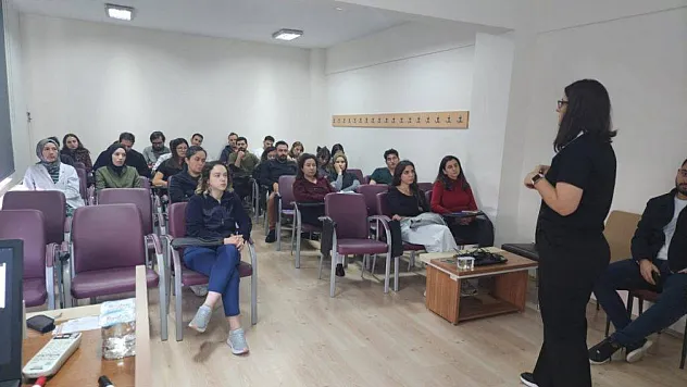 AFSÜ Diş Hastanesi Personeli Önemli Bir Eğitimden Geçti