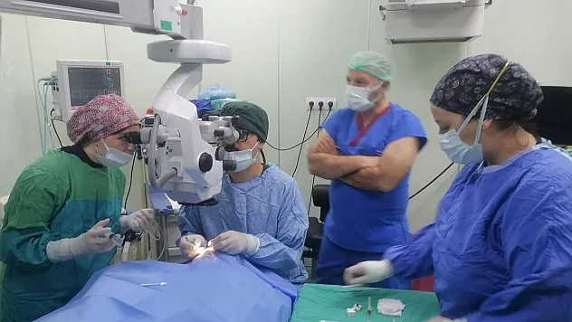 AFSÜ, kornea nakilleri ile bir ilke imza attı