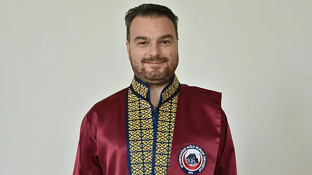AFSÜ'lü Akademisyenin Makalesi Kaynak Olarak Gösterildi