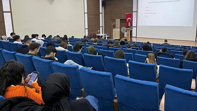 AFSÜ Öğrencilerine Finansal Okuryazarlık Eğitimi Verildi