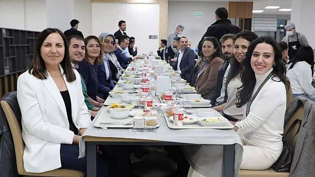 AFSÜ Personeli İftar Sofrasında Buluştu