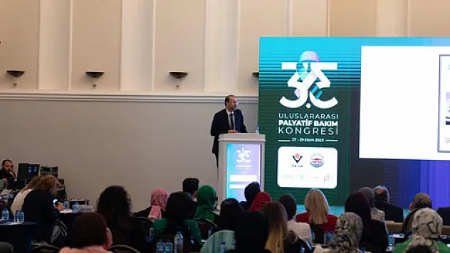 AFSÜ ulusal ve uluslararası  kongrelerde temsil edildi