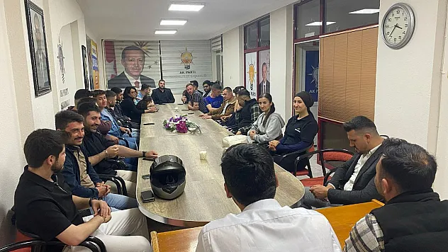 Afyon AK Gençlik'ten Sandıklı Mesaisi!