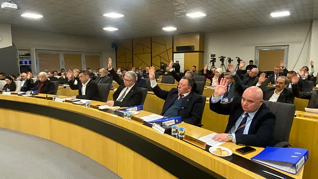 Afyon Belediyesi'nde Yeni Müdürlükler Hizmete Giriyor!