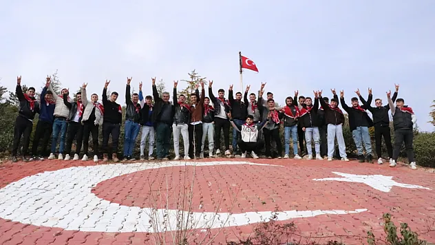 Afyon'da 14 Yıldır Değişmeyen Gelenek... Askerden Önce Köy Nöbeti