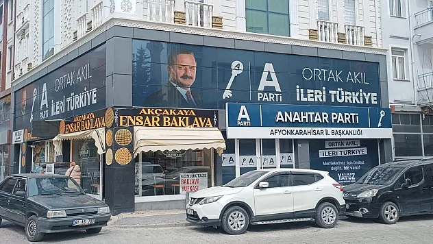 Afyon'da 3 Parti Komşu Oldu