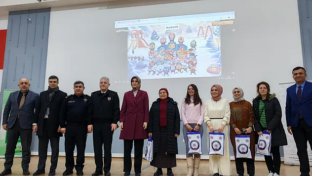 Afyon'da 4 Bin Kişi Uyuşturucu Hakkında Bilinçlendirildi