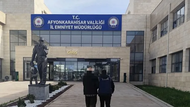 Afyon'da 6 Yıl Hapis Cezası Bulunan Öğretmen Yakalandı