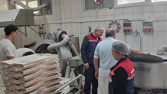 Afyon'da Bayram Öncesi Şekerli Ürünler Denetlendi