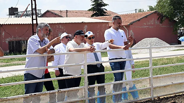 Afyon'da Biyoteknoloji Merkezi Hedefi: AKÜ Çiftliğinde Dev Yatırımlar
