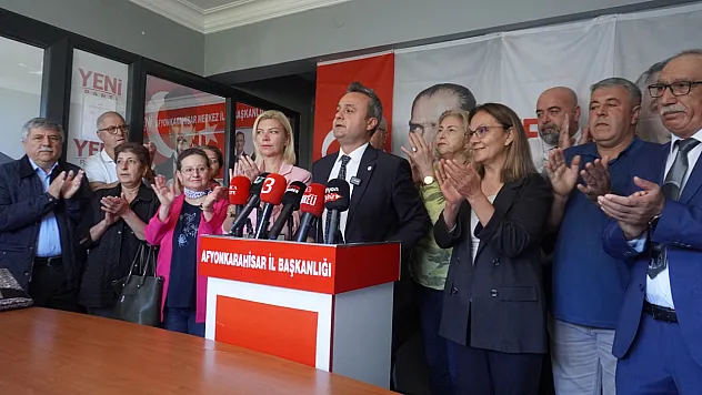 Afyon'da Faruk Duha Erhan, 'İktidar' Hedefi İle Adaylığını Açıkladı