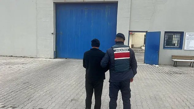 Afyon'da Firari Yakalandı: Cezaevi Yolcusu