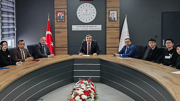 Afyon'da Gençler, Yaşadığı Çevreye Değer Katacak