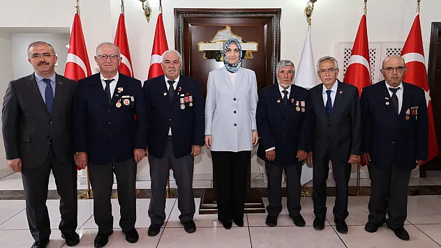 Afyon'da Gönülleri Isıtan Buluşma