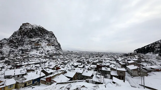 Afyon'da Kar, Geçerken Uğrayacak