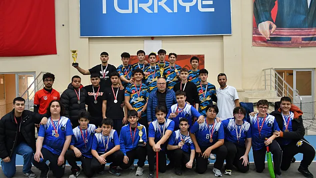 Afyon'da Kriket Müsabakaları Nefes Kesti
