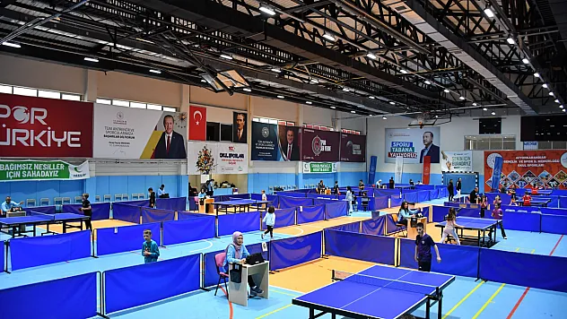 Afyon'da Masa Tenisi'nde Büyük Mücadele Sonuçlandı
