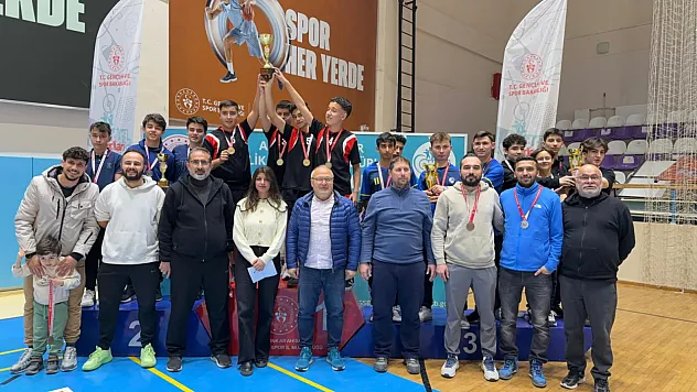 Afyon'da Masa Tenisine Büyük İlgi