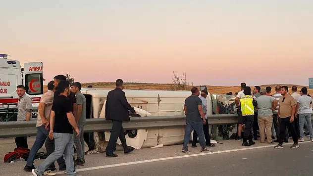 Afyon'da Minibüs Kazası: Çok Sayıda Yaralı Var!