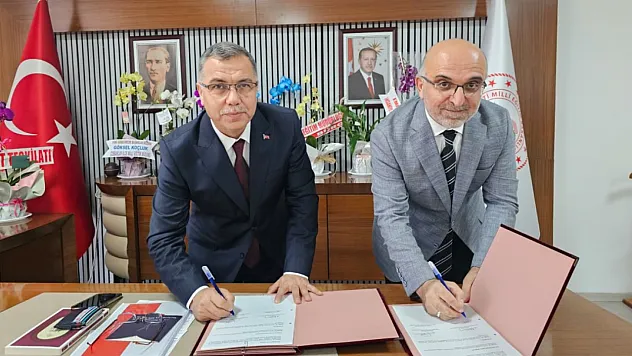 Afyon'da Öğrenciler İçin Yeni Dönem: Örgün Eğitimle Birlikte Hafızlık İmkanı