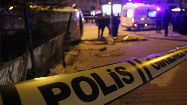 Afyon'da Oldu. Babasının Kafasını Kesti