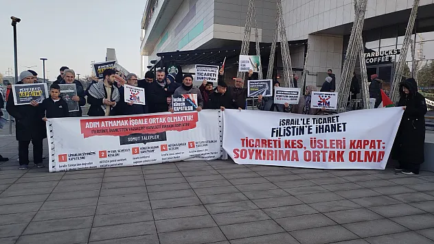 Afyon'da Starbucks Önünde Filistin Eylemi!