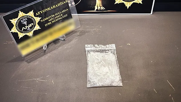 Afyon'da Şüpheli Araçtan Uyuşturucu Çıktı! 2 Kişi Cezaevinde