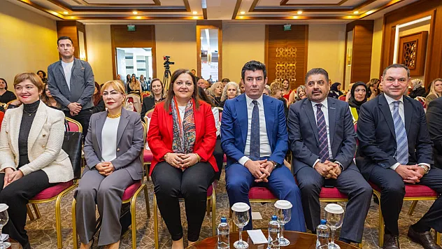 Afyon'da Tarihi Kadın Zirvesi! Girişimciliğin Gücü Konuşuldu