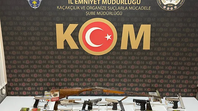 Afyon'da Tefecilere Büyük Darbe! 11 Milyon Liralık Senet Ele Geçirildi