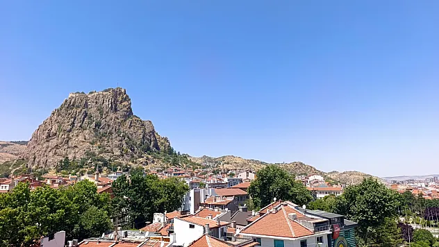 Afyon'da Termometreler 30 Dereceyi Gösterecek