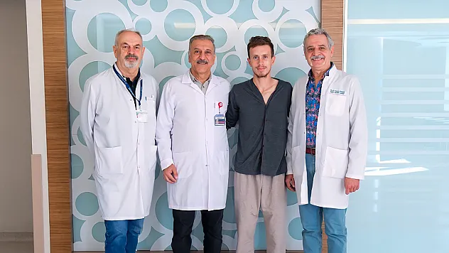 Afyon'da Tıp Mucizesi: 28 Yaşında Kansere Ramak Kalmıştı