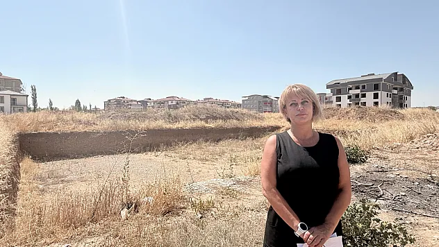 Afyon'da Tuhaf Olay! Arazisinden Lahit Çıktı, Mağdur Oldu