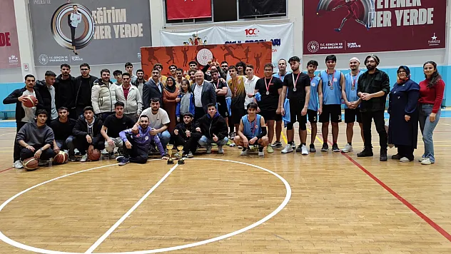 Afyon'da Turnuva Başladı: Sezonun İlk Şampiyonu Belli Oldu!
