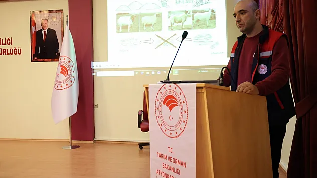 Afyon'da Üreticilere Çobanlık Eğitimi Veriliyor