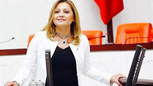 'Afyon deprem riski taşıyan bir il, dayanıksız binalar güçlendirilmeli'